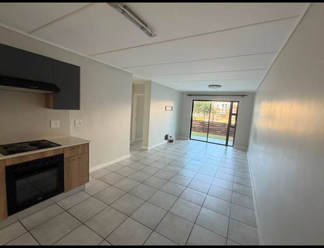 2 BEDROOM PROPERTY TO RENT IN LINBRO PARK